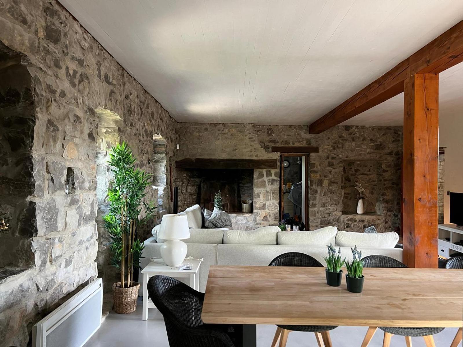 Luxurious Family House With Pool In Ardeche. Villa Les Vans Eksteriør billede